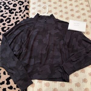 Lululemon ready to rulu half zip